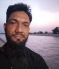 Встретьте Мужчинa : Muhammad, 34 лет до Pakistan  Faisalabad